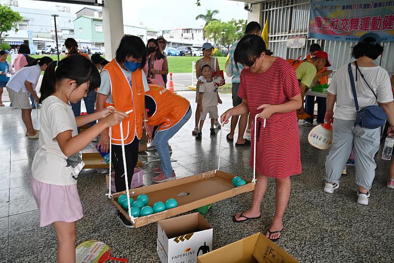 「愛在一起卡厝味」 臺東歡慶祖父母節家庭日 打造夏日嘉年華400親子祖孫同HIGH笑聲滿溢