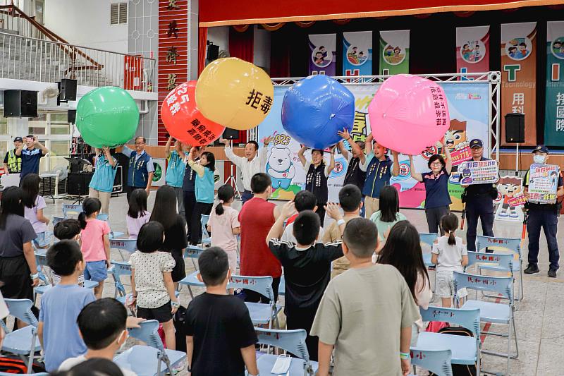 「青春反毒暨心理健康夏令營」開幕，反毒教育扎根校園-1