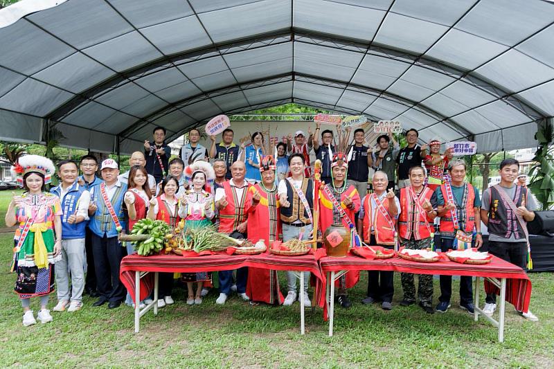 新竹市原住民族聯合祭典登場，活動大合影。