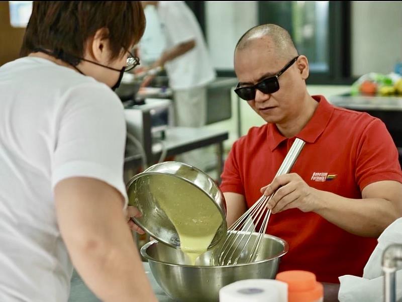 市府協助視障者及家庭更多的支持與協助,幫助他們創造美麗新視界。