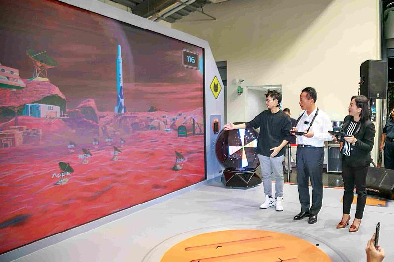 嘉義縣北回二館「5G無限宇宙」展登場