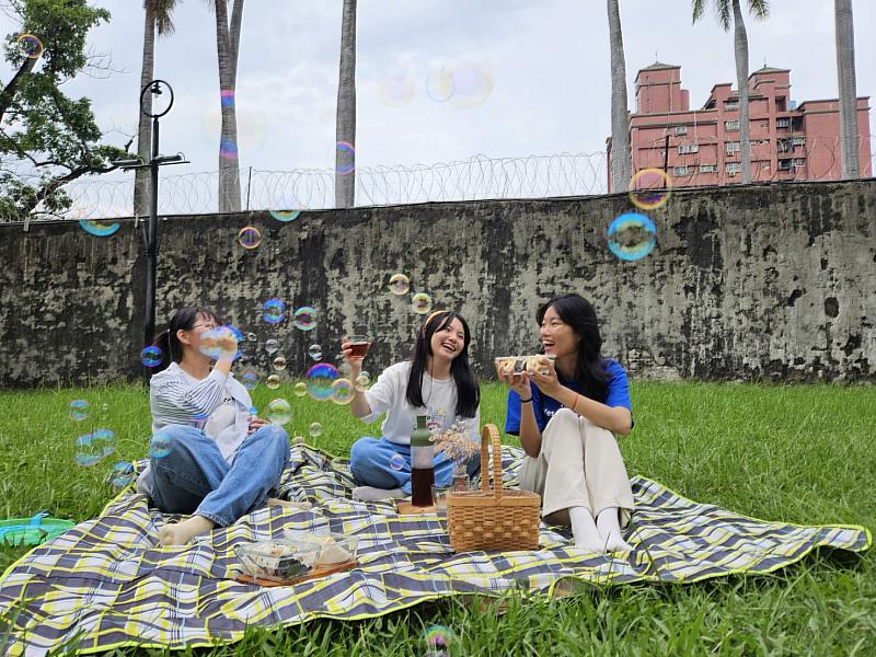 嘉義舊監獄婦育館草皮區,將舉辦「秋日放風野餐」示意圖