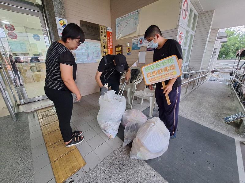 屏東縣環保局加強垃圾破袋檢查