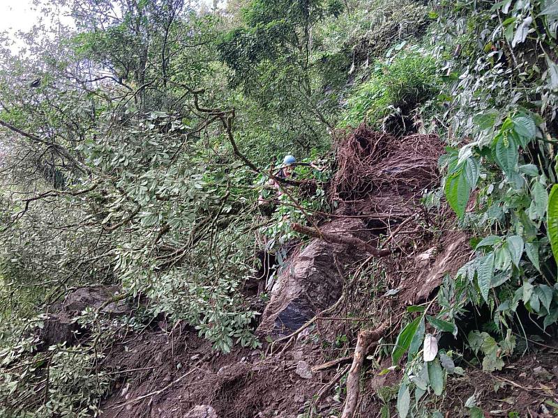 北大武山步道約1.6k坍塌情形1