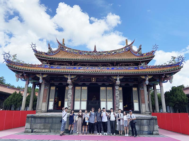 日本立命館大學學生於台北孔廟