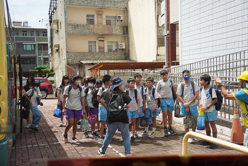 國家防災日 屏東忠孝國小地震演練_僑勇國小避難演練至忠孝國小