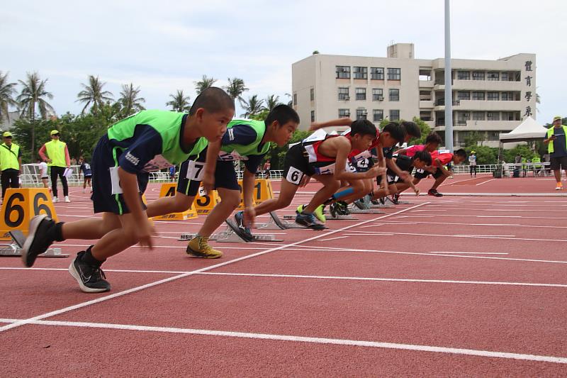 台東縣113全縣運動會21日登場 饒慶鈴縣長勉勵選手爭取佳績  歡迎鄉親到場加油 首日計1項1人次破大會