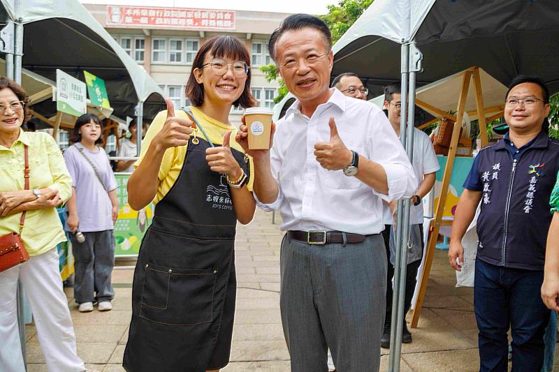 活絡新港魅力商圈 「新港好店 嚴選滋味」發表會吸引人潮、錢潮