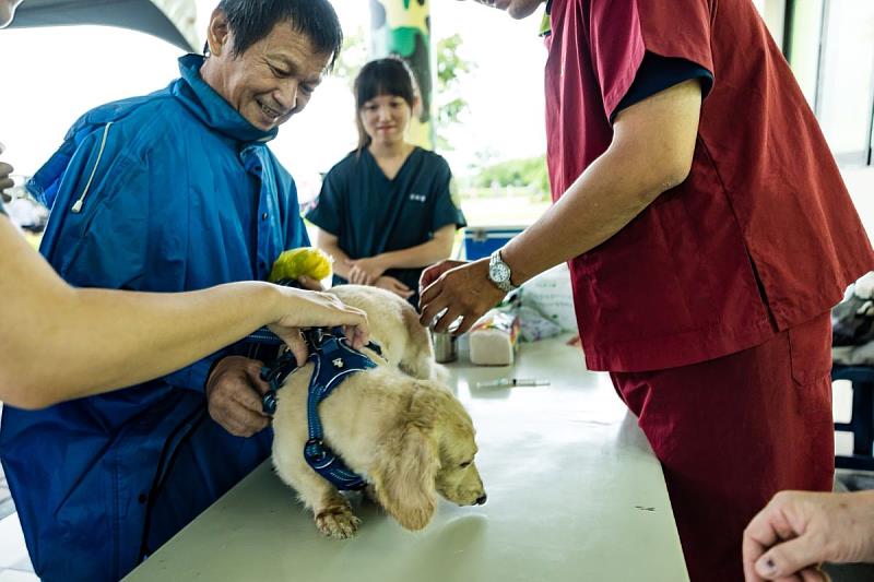 屏東世界狂犬日活動_寵物施打疫苗