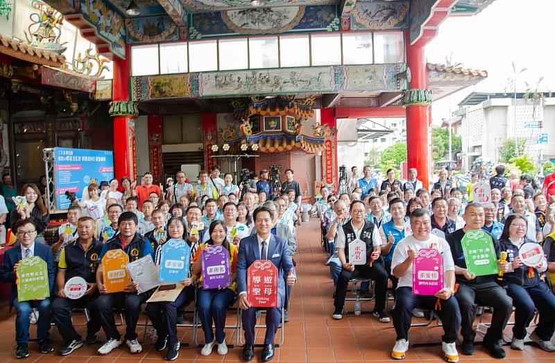 「2024竹塹媽祖文化祭」於新竹內天后宮舉辦宣傳記者會大合照。