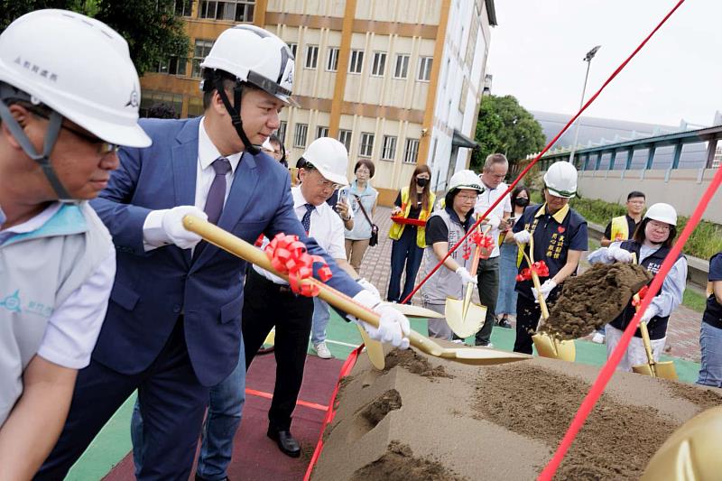 香山國小新建校舍工程開工動土