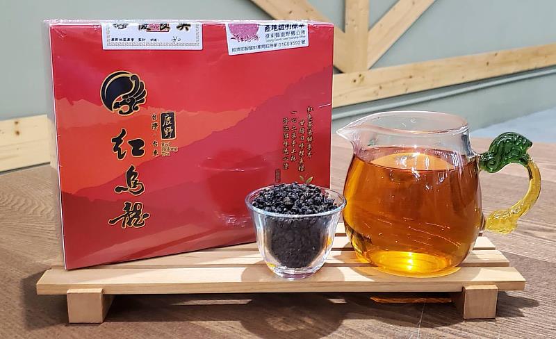 鹿野紅烏龍冷泡熱飲、送禮自用皆適宜