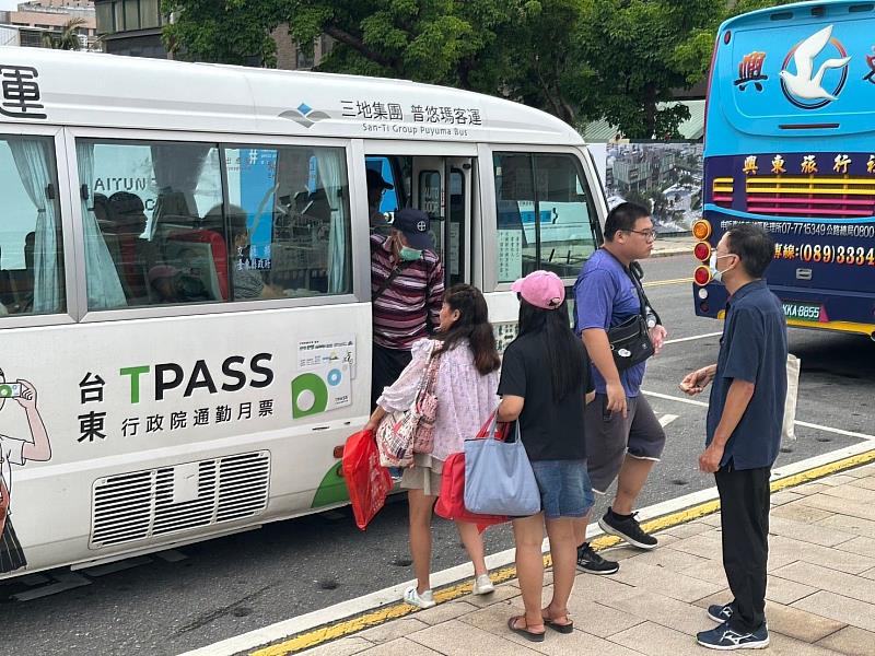 台灣好行縱谷鹿野線全新升級！ 郵輪式路線與隨車導覽服務開跑