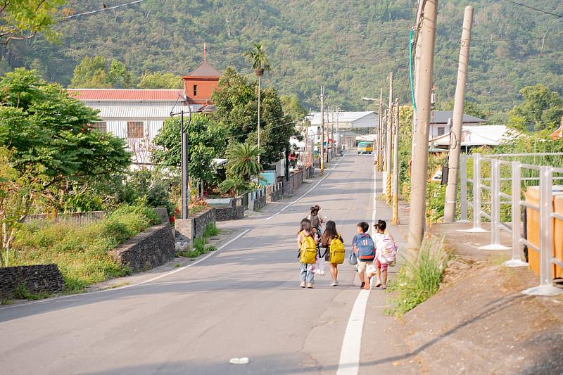 「每一個孩子，都值得擁有更好的未來」，邀請大家加入守護偏鄉學童的行列