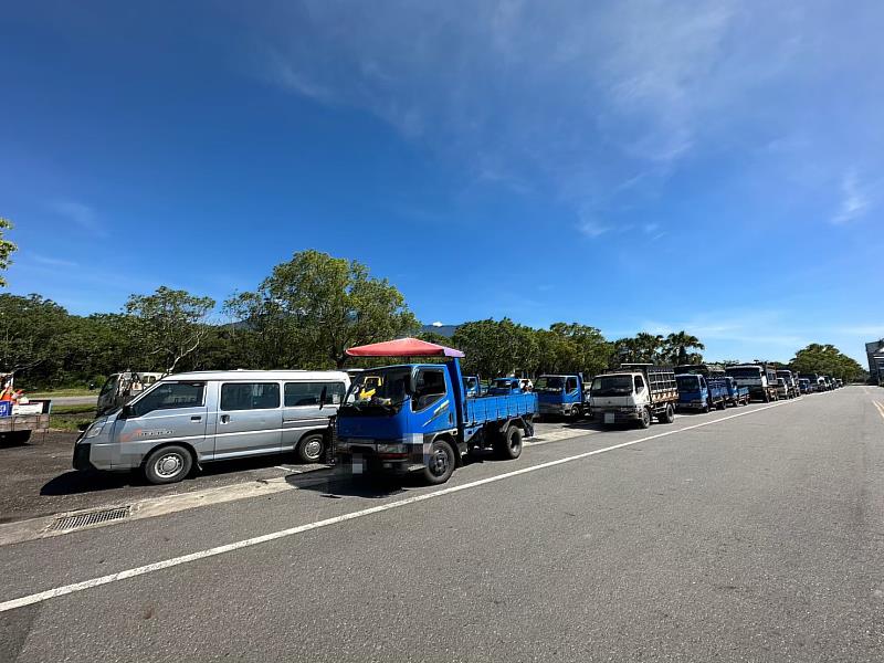 貼心服務 臺東縣府提供柴油車下鄉檢驗 今年已完成8場次 合格率達100%