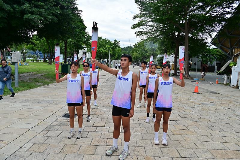 全民運動會聖火本島首站傳遞台東 縣府為選手打氣 並允諾台東縣全力支持