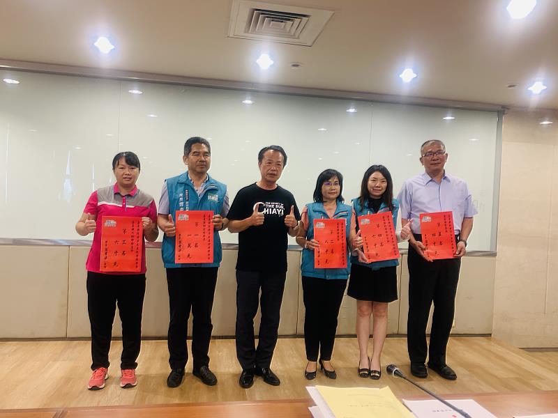 嘉縣衛生局展現公衛實力,囊括縣府「政府服務獎」第二、三、四名