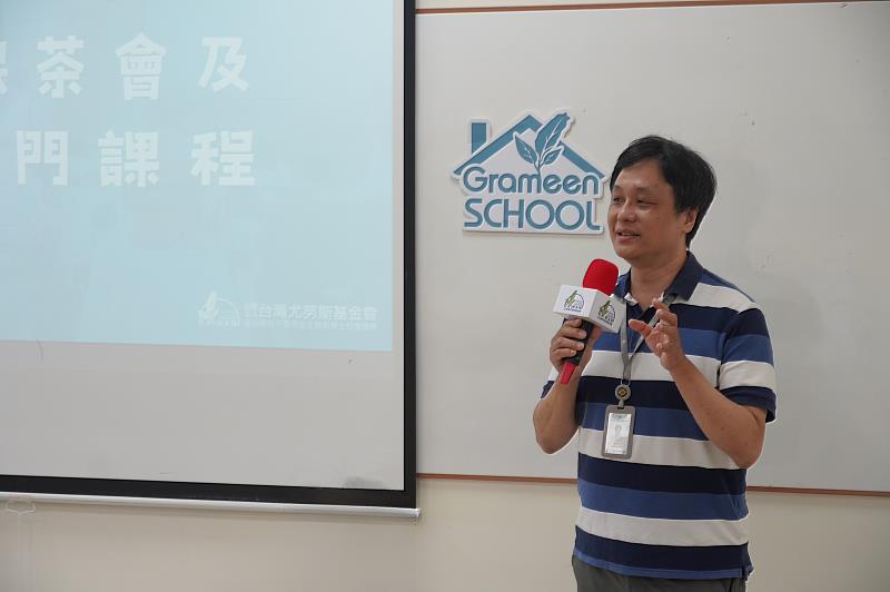 Ke Kai-Chung, Director of the Wenshan Women's Empowerment Center, delivered a speech.