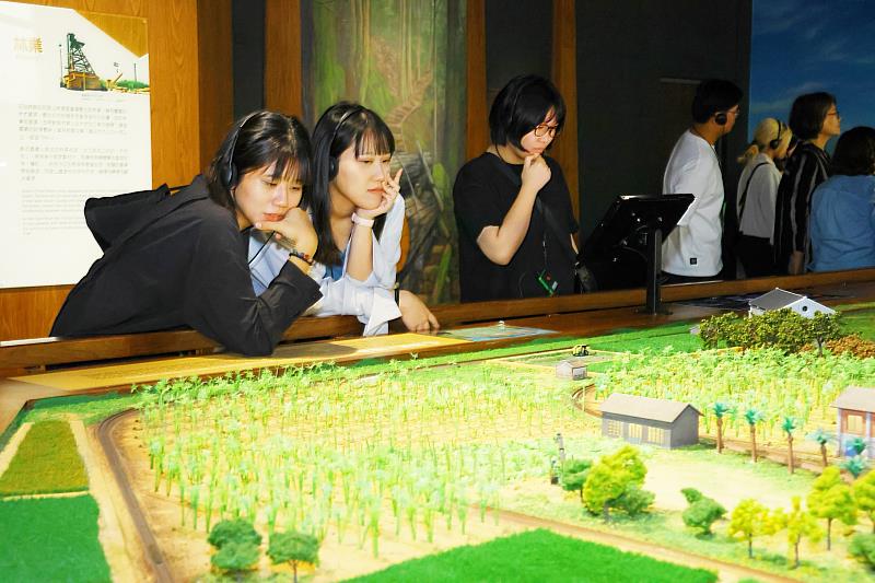 黃敏惠市長邀您透過城市模型及5G AR技術了解城市故事