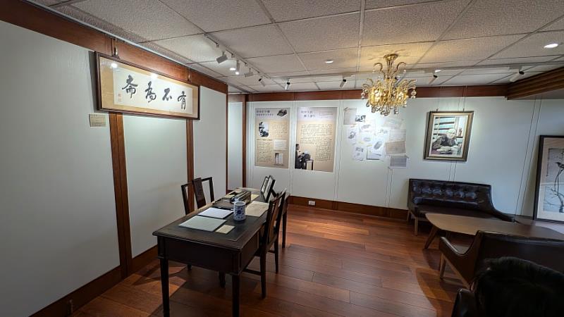 展示林語堂書房場景,重現其創作環境與打字機發明歷程。