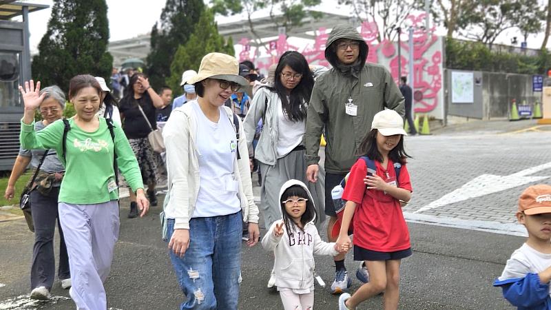 「行行尞尞食茶趣」杭菊健行大人細子共下行