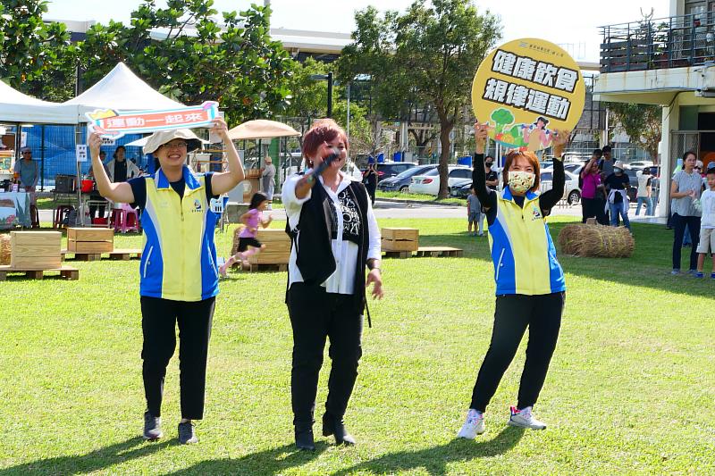 「2024愛健康拿好康我是保健達人」活動熱鬧登場!全民免費健檢、趣味闖關、喵汪星人走秀與摸彩抽獎驚喜連連