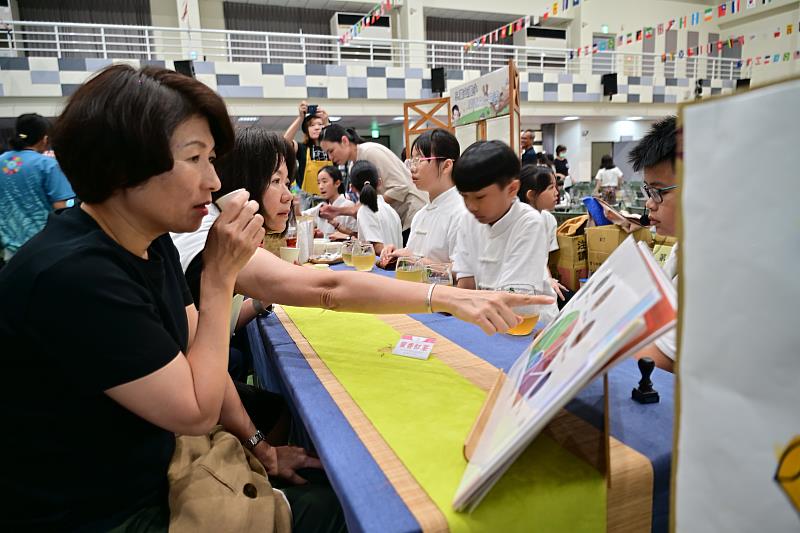 立足臺東 放眼國際!臺東首度舉辦國際教育成果展 饒慶鈴期望培養學生全球視野