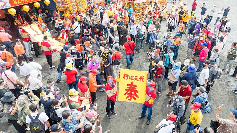 甲辰正科代天巡狩「秦」府大千歲在眾人引頸期盼下駕臨