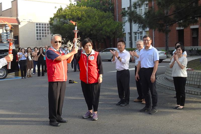 南大陳惠萍校長感謝各地校友的積極參與，讓這次活動充滿意義與感動