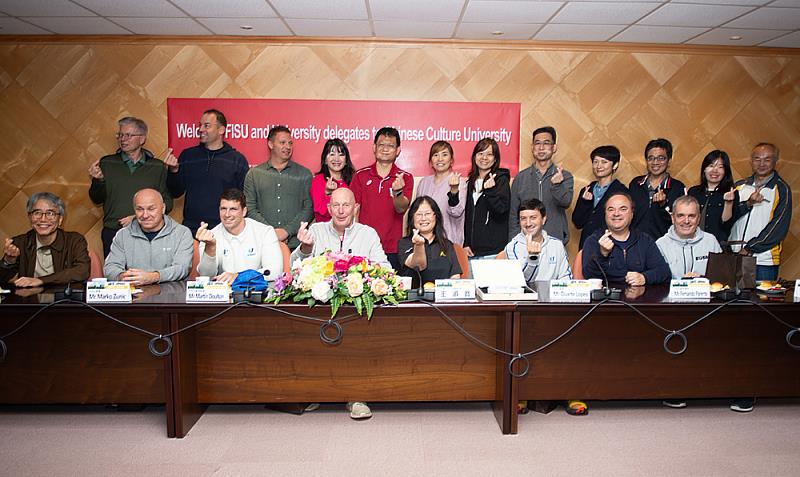 國際大學運動總會率團參觀文化大學，對文化大學推動健康校園成果的高度關注與認同。