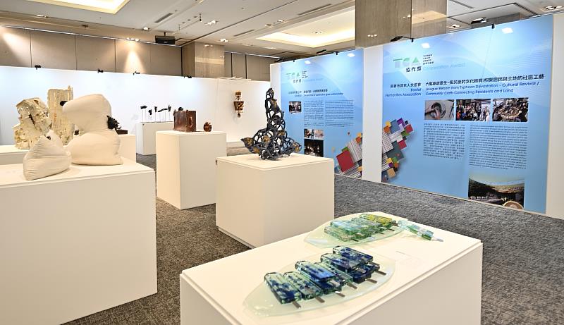 工藝之夢特展即日起於新光三越信義新天地A9的9樓登場，展出2024年「國家工藝成就獎」染織藝師陳景林代表作、「臺灣工藝獎」創作獎作品、協作獎獲獎案件及「臺灣綠工藝品牌」認證作