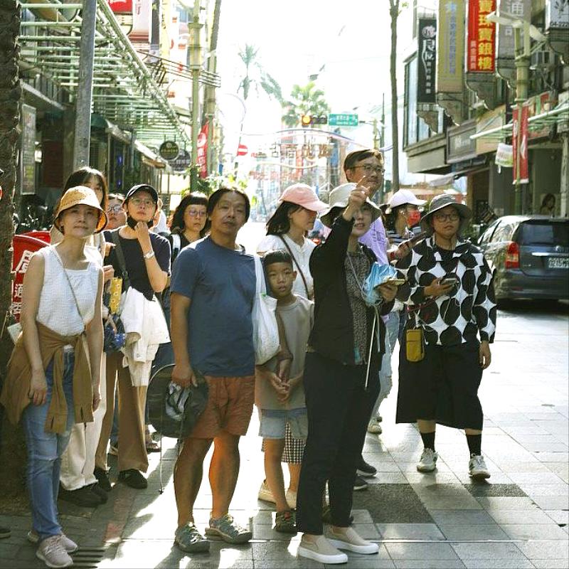 打造10條結合文本與文學的臺中走讀,從印刷、建築、自然生態、市場文化等面向深入探索臺中。圖片提供 / 梓書房
