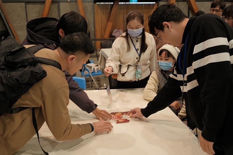活動結合情感教育及豐富的主題活動,讓大家在輕鬆自然的氛圍中結交好友,拓展人際