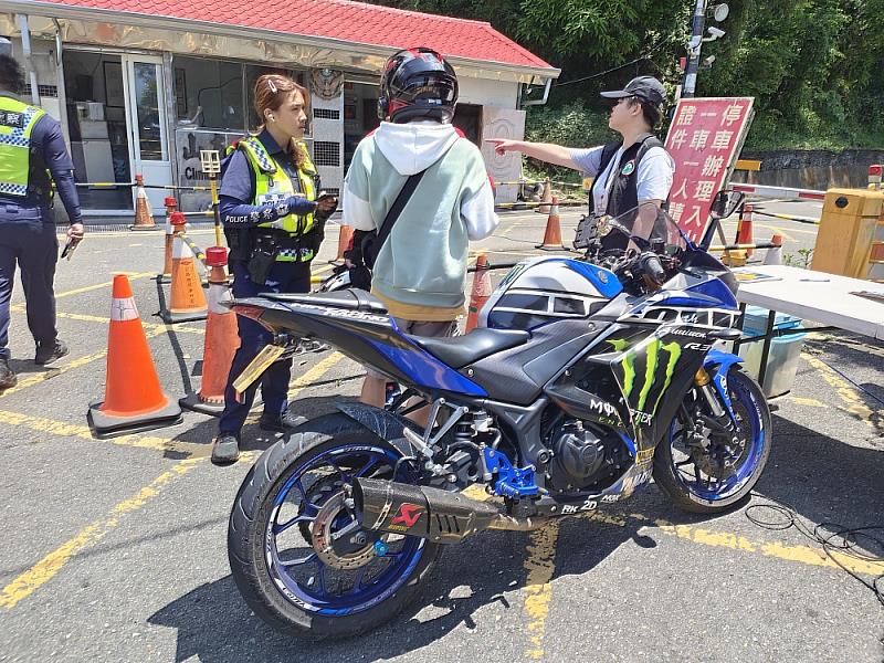 機動車輛噪音攔檢