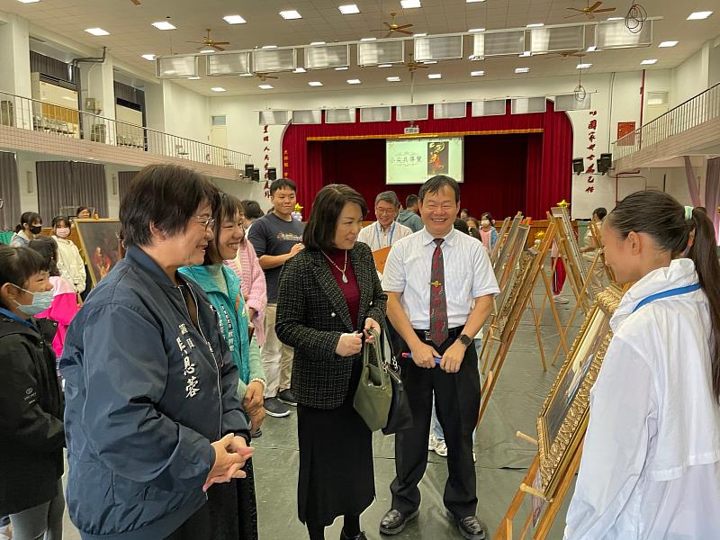 113學年度廣達「游於藝」校園巡迴展 嘉義縣市12校同盟展聯合開幕