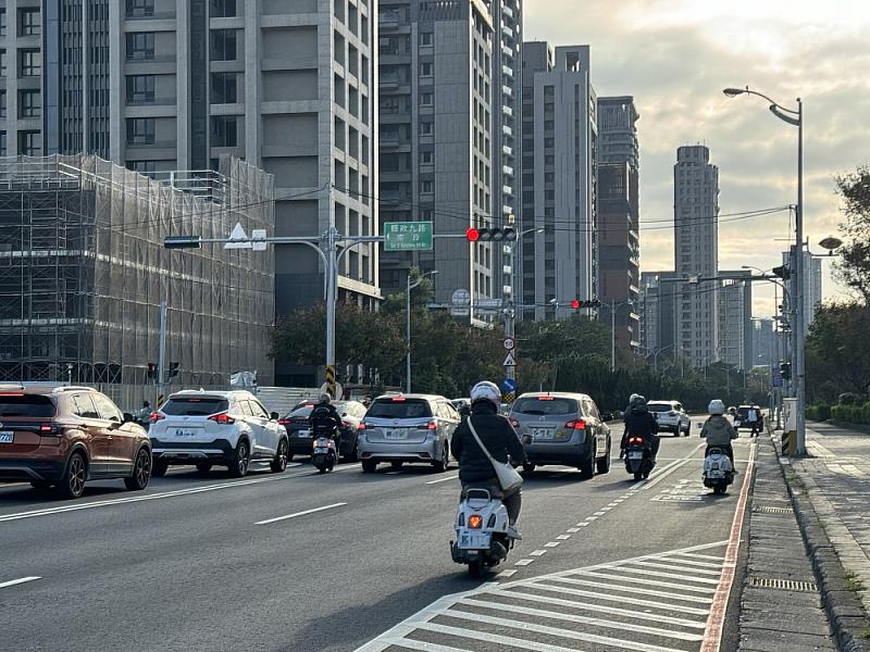 新竹縣竹北市興隆路一、二段，全面取消機車強制兩段式左轉