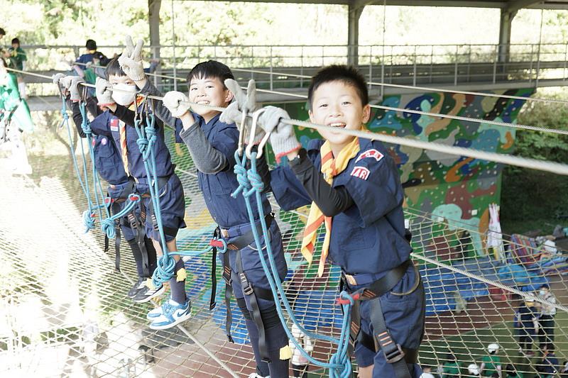 竹縣幼童軍舍營熱鬧登場  20校273師生展現童軍精神