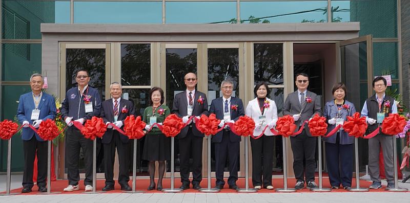 邁向新里程-雲科34週年重大建設聯合慶祝典禮-剪綵_0