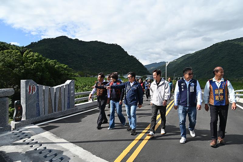 臺東縣愛國蒲聯外替代道路今通車 饒慶鈴：持續提升地方基礎建設 給鄉親安全回家的路