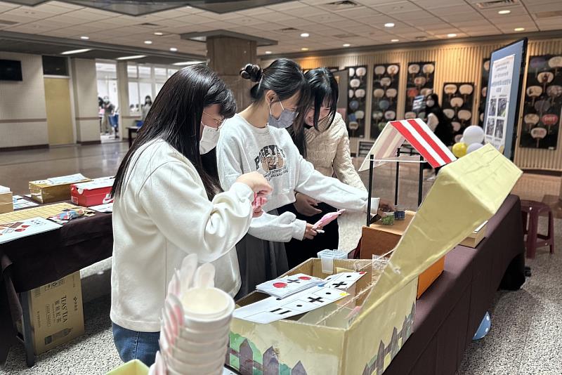 「幼幼教具展」創意登場 南大幼教系展現專業實務成果