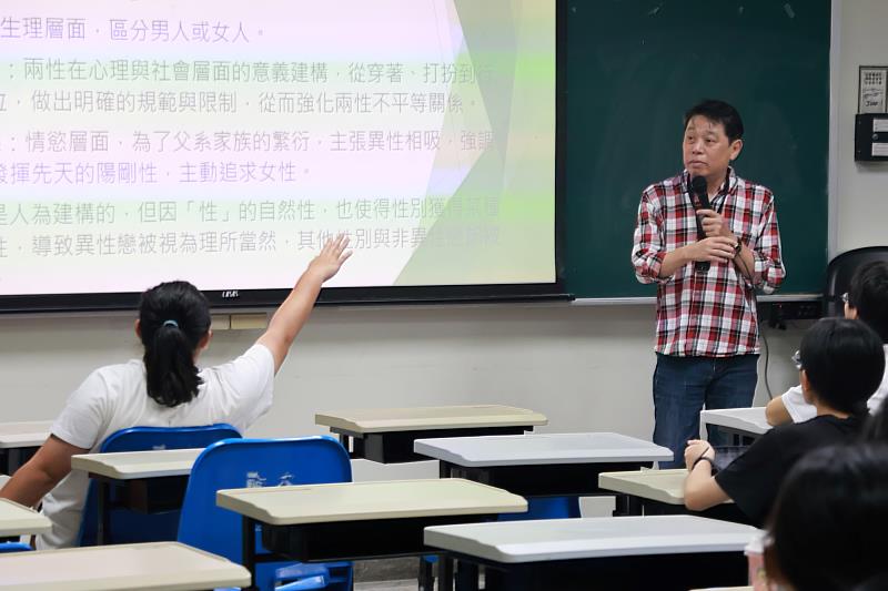 南大積極推動學生「自主募課」制度，已於本學期正式啟動