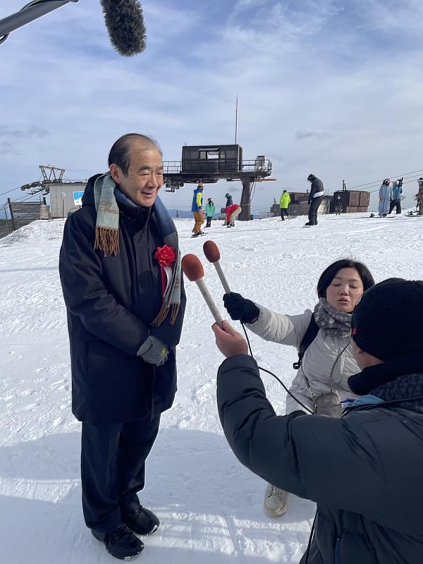 福岡陳銘俊處長接受NHK等日媒採訪強調台灣與宮崎關係日益密切