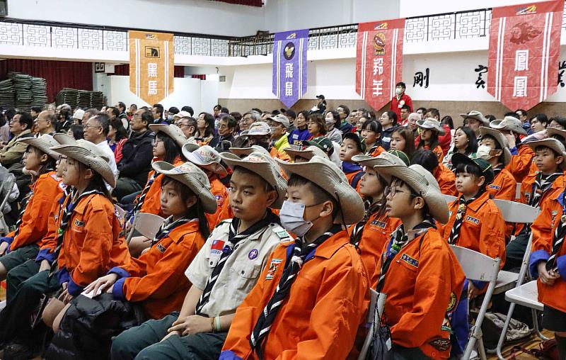 淡江大學童軍團迎來50週年團慶，跨世代童軍齊聚一堂。（圖／淡江大學提供）