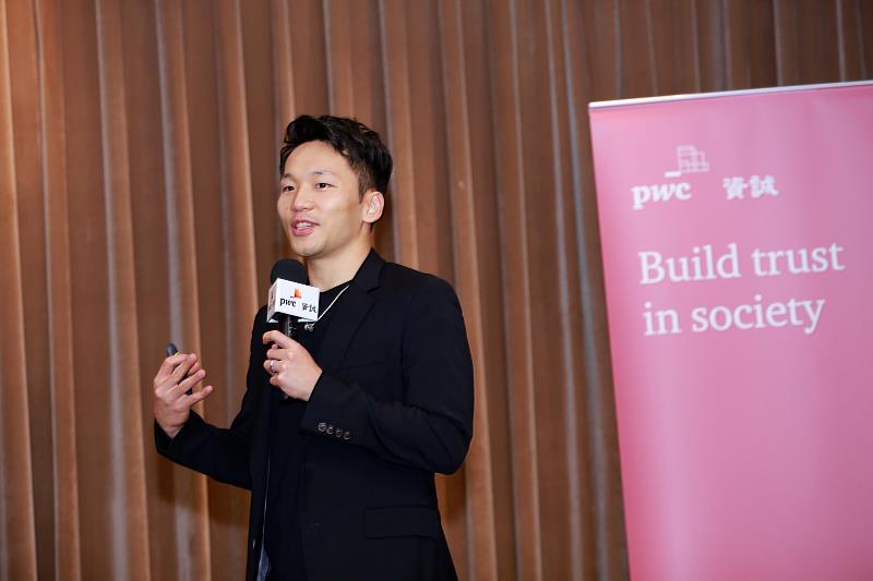 奧運羽球雙金得主李洋於PwC Taiwan人文講座分享其運動生涯的奮鬥歷程，如何在挫折中重拾信心並實現奪金目標。