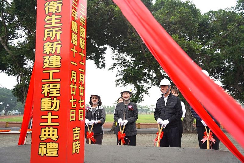 動土儀式在與會貴賓共同祝禱後正式啟動_0_0