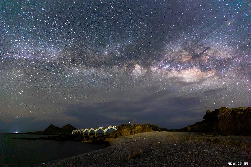 台東最美星空榮獲2024美國星火獎白金獎最高榮譽(照片台東縣政府提供)