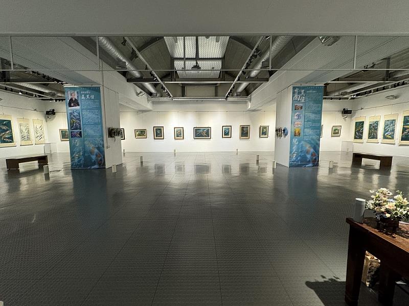 高其恒作品展出。