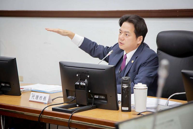 1新竹市代理市長邱臣遠公布「消防公安345」政策年終成果