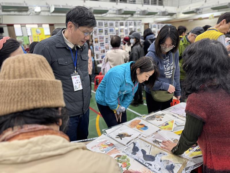 楊局長到場欣賞學員作品