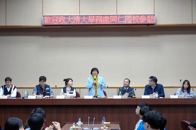 南大陳惠萍校長在座談中，分享臺南大學在推動新宿舍建設與人本化宿舍管理方面的經驗